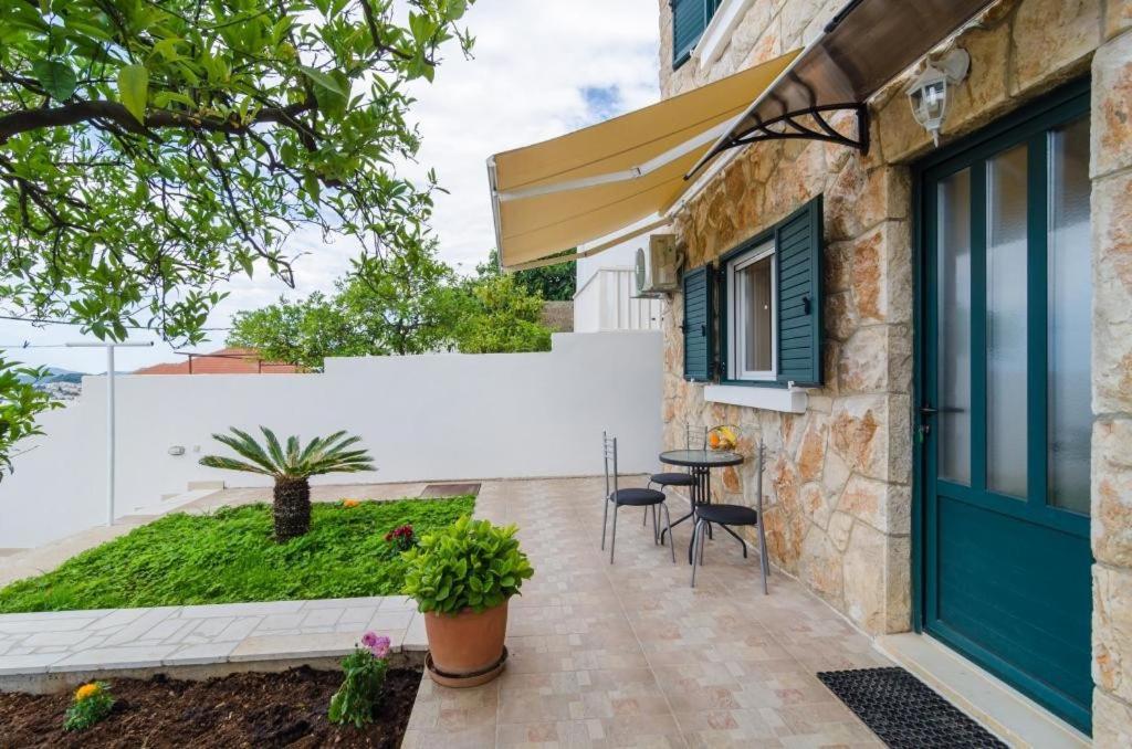 Apartments Lena & Lara Ντουμπρόβνικ Εξωτερικό φωτογραφία
