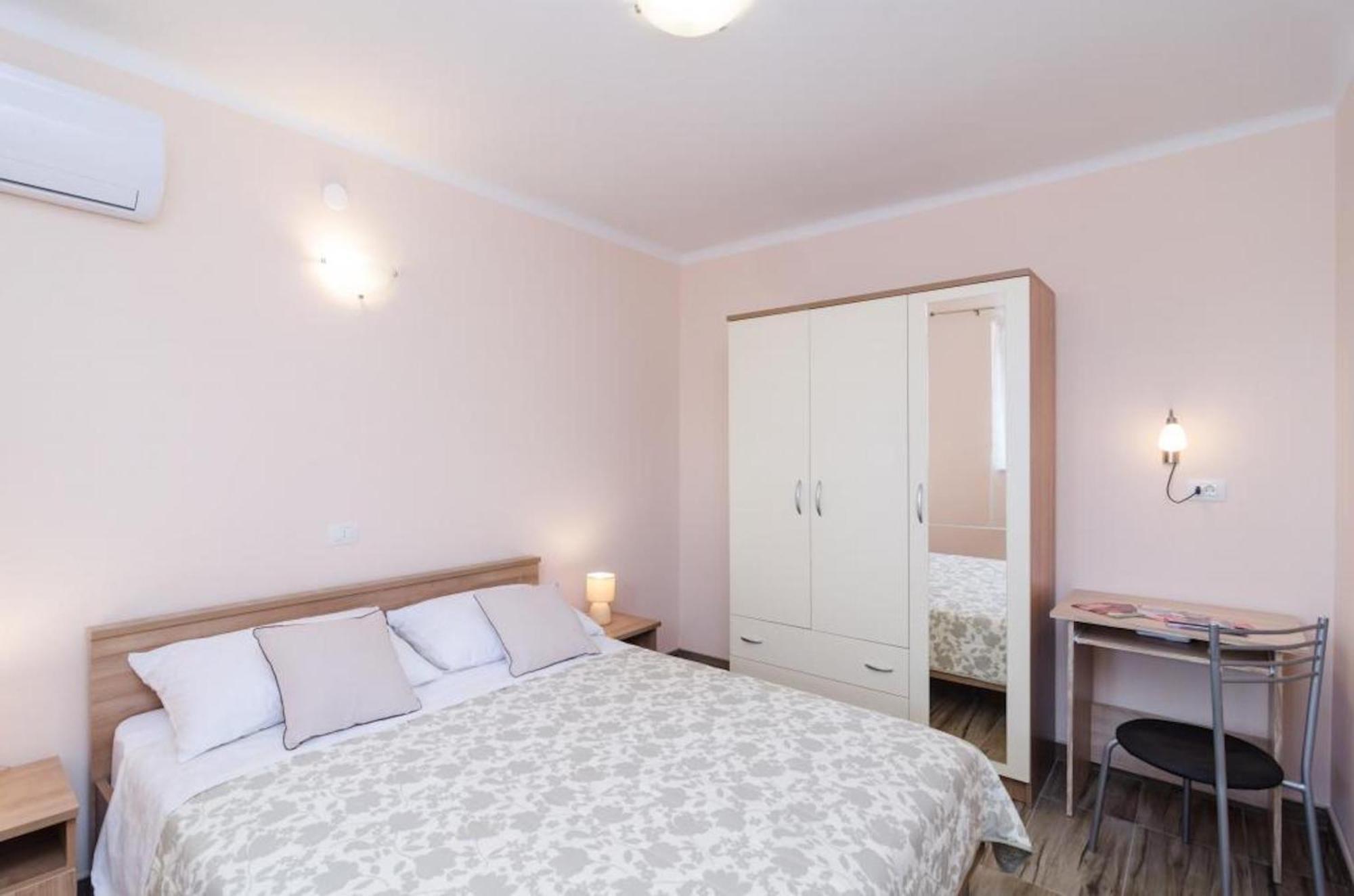 Apartments Lena & Lara Ντουμπρόβνικ Εξωτερικό φωτογραφία