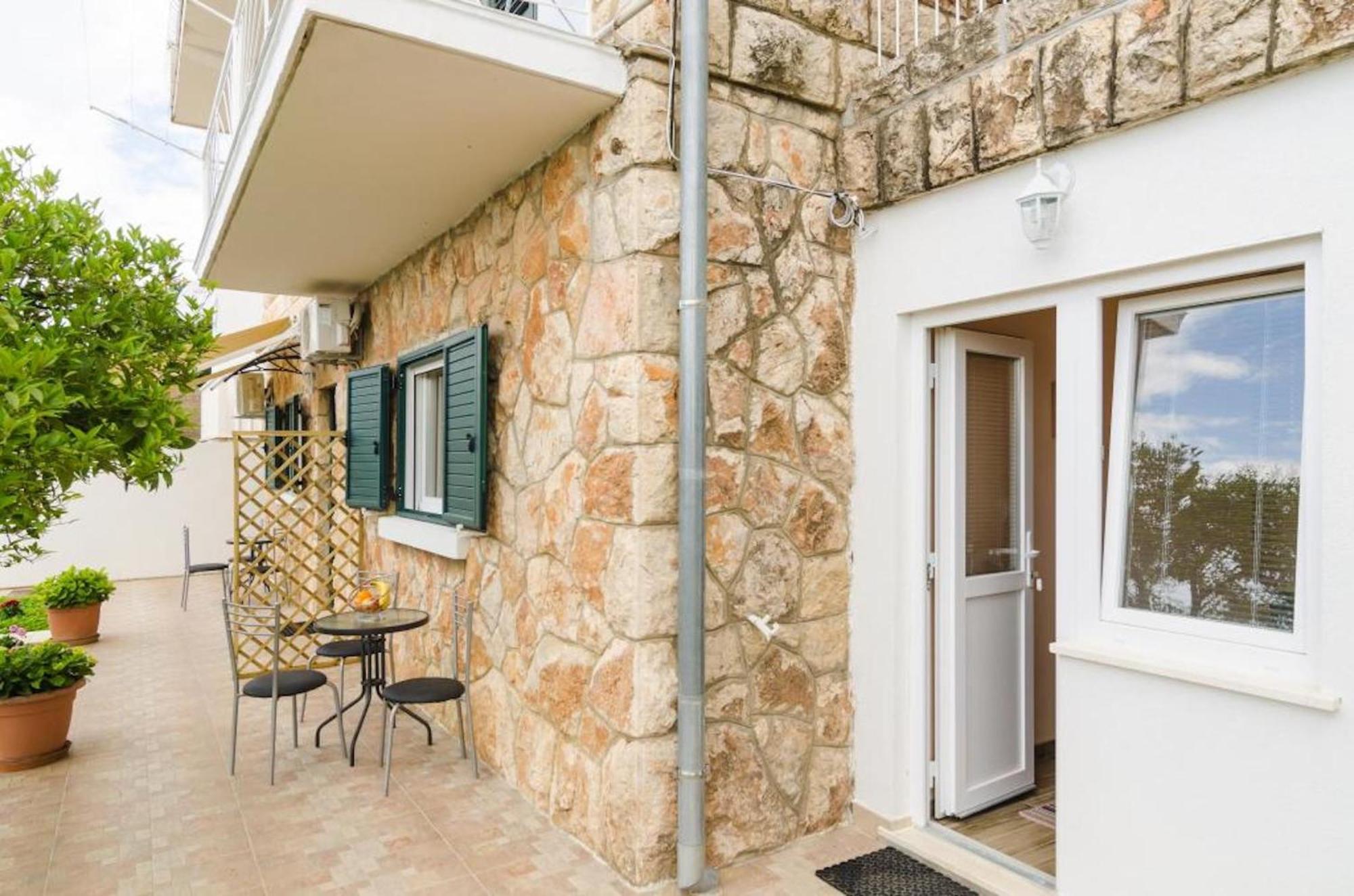 Apartments Lena & Lara Ντουμπρόβνικ Εξωτερικό φωτογραφία