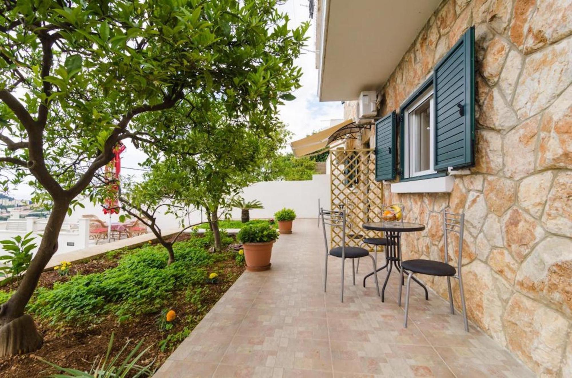 Apartments Lena & Lara Ντουμπρόβνικ Εξωτερικό φωτογραφία