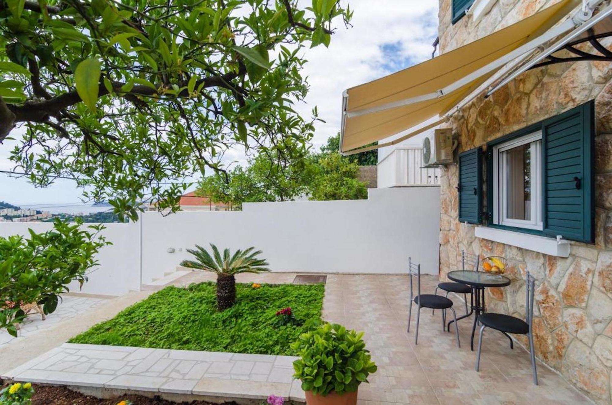 Apartments Lena & Lara Ντουμπρόβνικ Εξωτερικό φωτογραφία